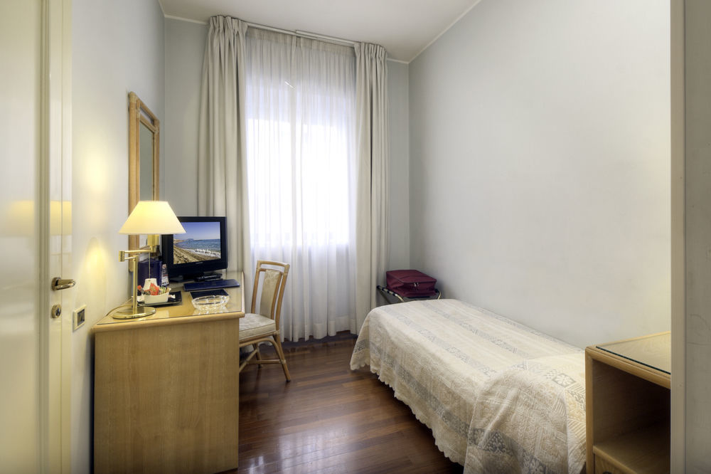 Hotel Enzo Porto Recanati