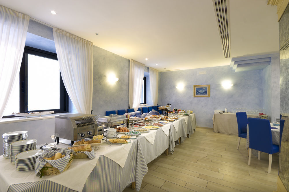 Hotel Enzo 4*